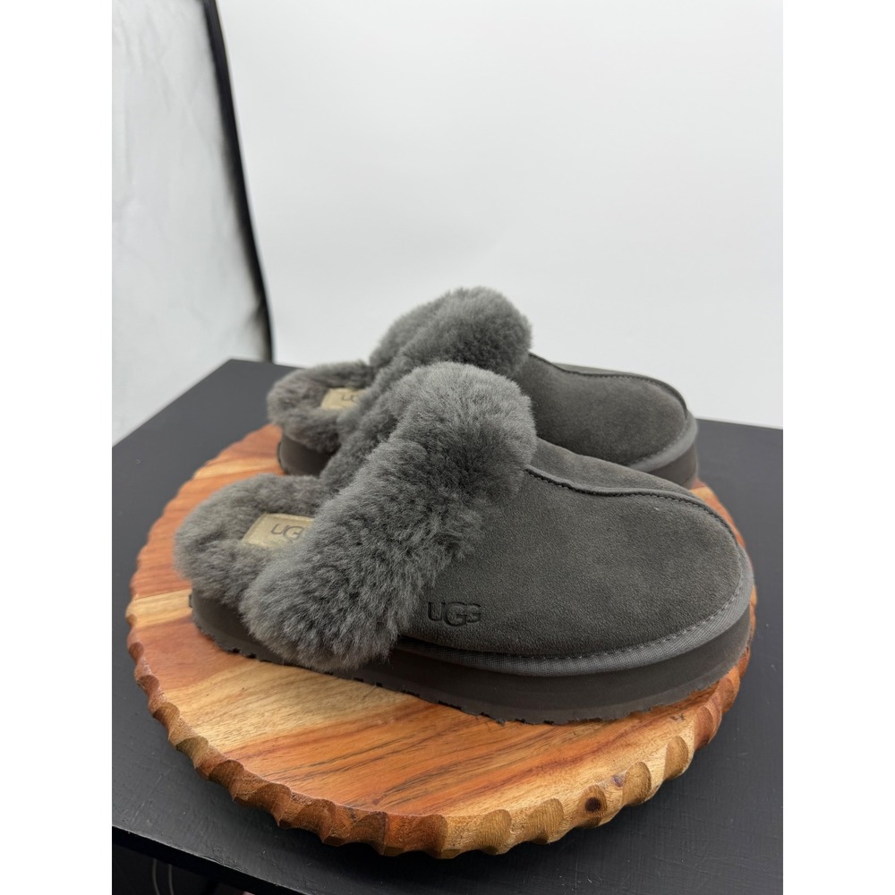 UGG Disquette Platform Slipper Women 8 Charcoal Grey Suede Sheepskin 1122550
